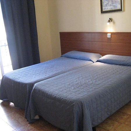 Hostal Bejar Barcelona Exterior photo